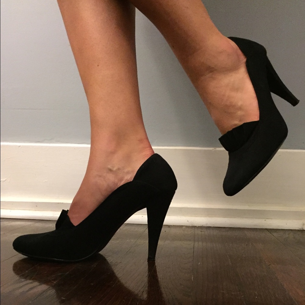 Black suede pumps